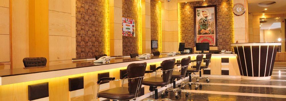Iz Well-by Haveliya Hotels- Traveller's Choice Award Winner 2025 होटल New Delhi