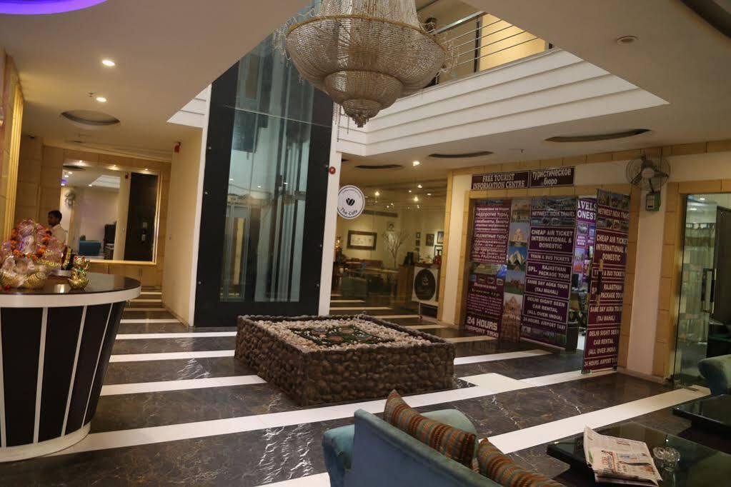 होटल Iz Well-by Haveliya Hotels- Traveller's Choice Award Winner 2025 New Delhi